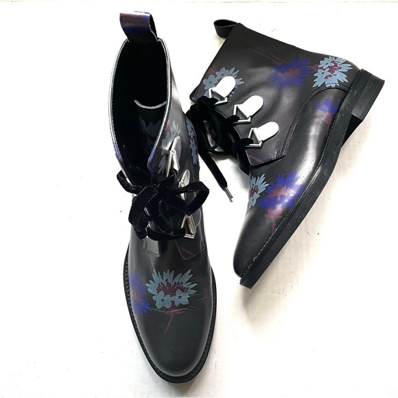 Tanya Taylor
X Coliac Floral Ankle Combat Boots with velvet shoelaces size 8.5 - Picture 4 of 15